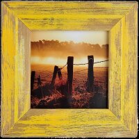 Eleganter Bilderrahmen 13x18 cm Gelb handgefertigt aus Altholz von Mein Landhaus